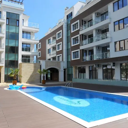 Stamopolu Lux Free Parking *