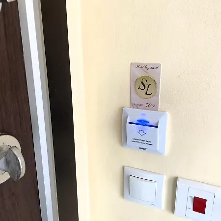 Апартхотел Sea View Free Parking 4*