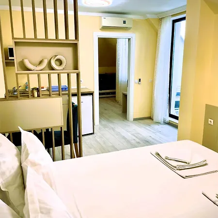 Sea View Free Parking Приморско