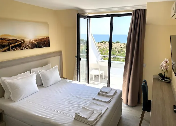 아파트호텔 Sea View Free Parking 프리모르스코